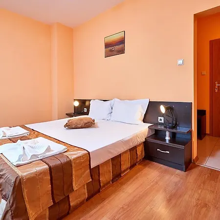 Guest house Oasis Pomorie